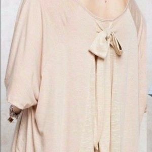 Tunic top with cute bow on the back